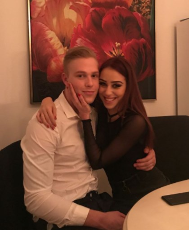 Anton ile Zeynep'in romantik yeni yıl kutlaması G4