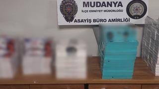 Bursa polisinden kaçak saat operasyonu