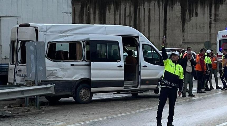 Bursa'da trafik kazası: 7 kişi yaralandı!