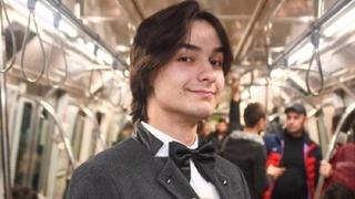 Nurgül Yeşilçay ve Uberkuloz Berk Keklik 'telefonu açmayınca anneler' videosu çekti sosyal medya yıkıldı! Nokta atışı