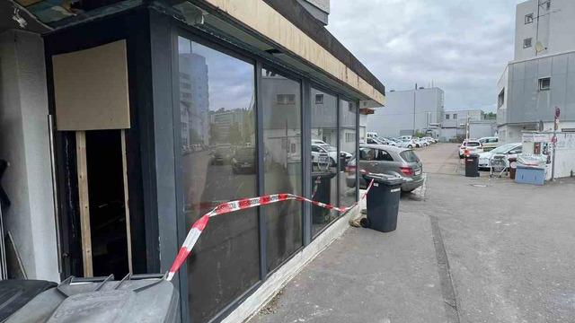 Almanya'da Türk seyahat acentesine ırkçı saldırı!