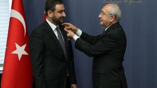 Kılıçdaroğlu'nun yeni başdanışmanı Cevdet Nasıranlı sosyal medyada gündem oldu! AK Parti ile ilgili paylaşımlarını sildi