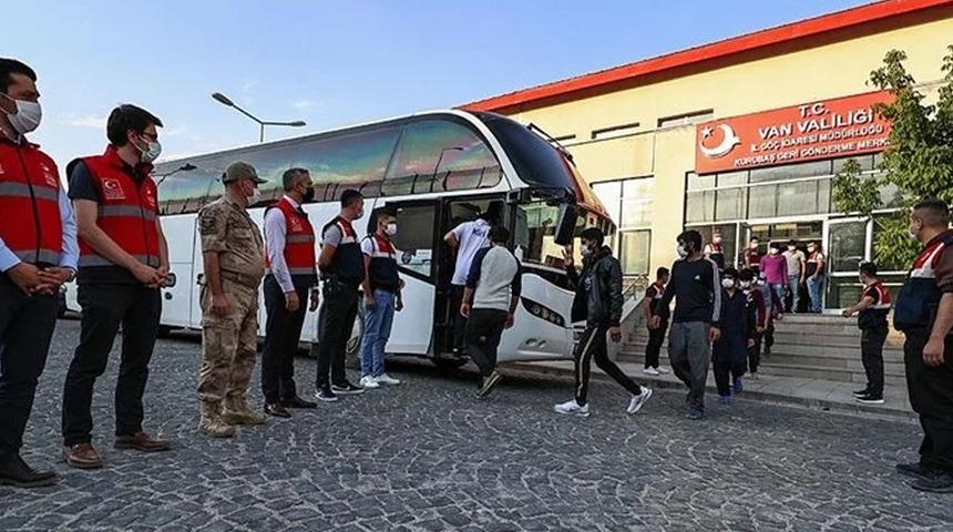 Van'da bir haftada 903 düzensiz göçmenin ülkeye girişi engellendi!