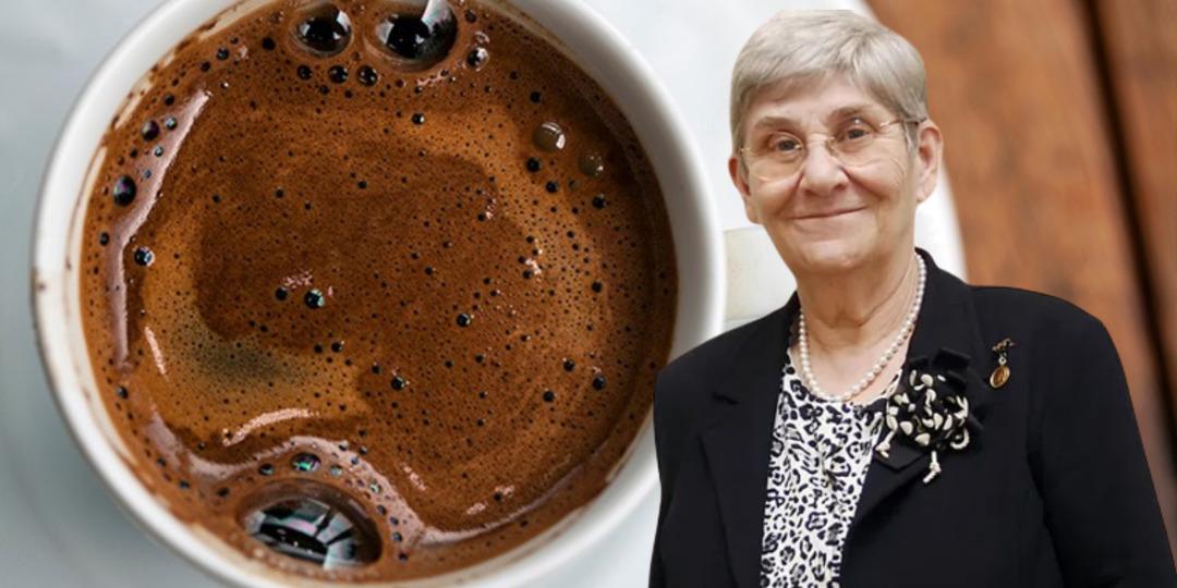 Canan Karatay &ouml;ve &ouml;ve bitiremedi! Kilo vermek isteyenler i&ccedil;in yağları cayır cayır yakan mucizevi tarif