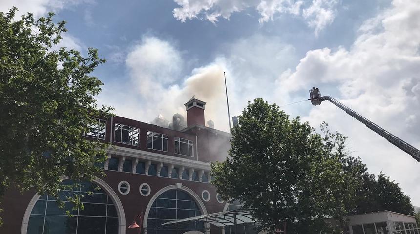 Özel hastanede korkutan yangın