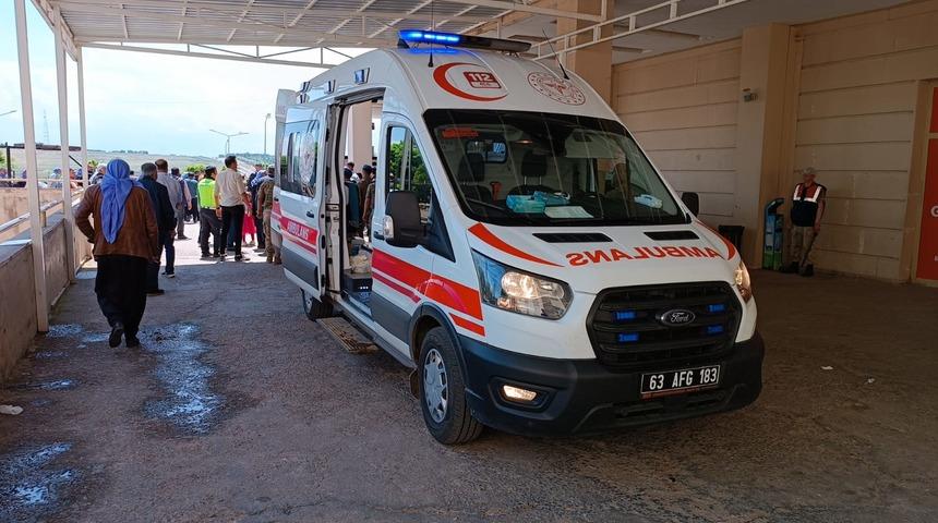 Akrabalar arasındaki kavga kanlı bitti! Çok sayıda yaralı var