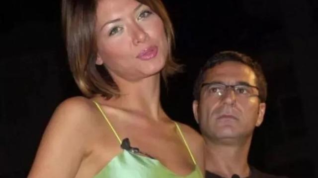 Eski manken Nefise Karatay havuz başından paylaştı! Yıllara meydan okuyor