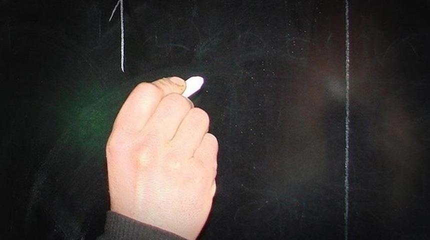 17 yıllık 'sahte öğretmen!' Ailesine dahi söylememiş