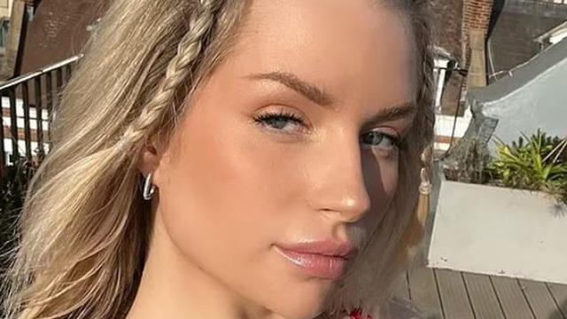 Çıplak pozlarıyla ünlenen Lottie Moss'dan itiraflarıyla gündemde