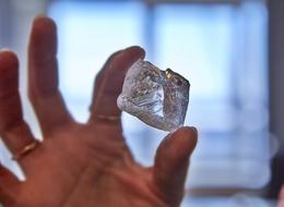 4,7 milyar dolarlık elmas hedefte! Petrolden sonra o da risk altında… Takip sistemi oluşturacaklar