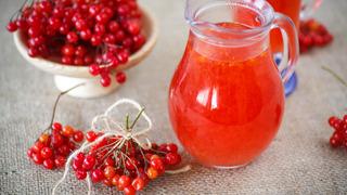 Gilaburu suyu faydaları nelerdir, nasıl içilir? Gilaburu suyu ne işe yarar, böbrek taşı için nasıl kullanılır?