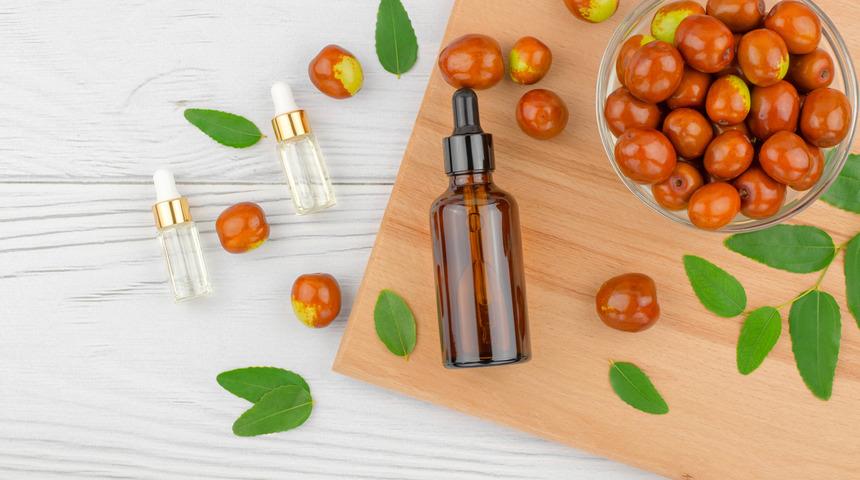 Jojoba yağı faydaları nelerdir, nasıl kullanılır? Jojoba yağı ne işe yarar, saça nasıl uygulanır?