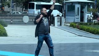 Adalet sarayında boynuna silah dayayıp... 'Başsavcı bu mektubu okuyacak' Dehşete düşüren anlar