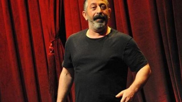 Cem Yılmaz'dan ikinci tur açıklaması! Oyunu vereceği adayı da açıkladı