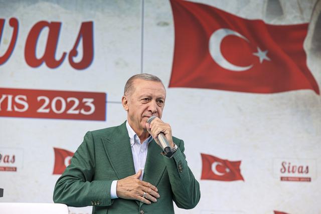 AA-20230523-31216820-31216819-CUMHURBASKANI_RECEP_TAYYIP_ERDOGAN_SIVASTA