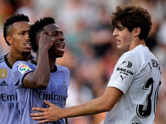 Valencia maçında Vinicius'a ırkçı hakaretle suçlanan 3 taraftar serbest bırakıldı