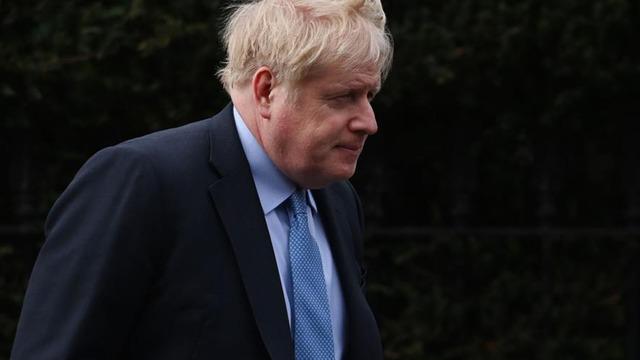 İngiltere’nin eski Başbakanı Johnson’ın koronavirüs kurallarını çiğnediğine dair yeni iddialar ortaya atıldı!