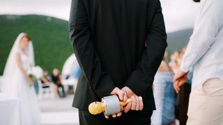 Damat aldatan eşini düğün konuşması sırasında ifşa etti! İhanet görüntülerini davetlilerle paylaşınca ortalık karıştı