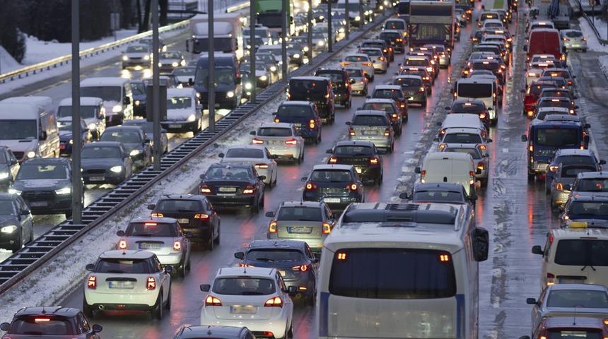 Trafik sigortasında yeni dönem! 19 Ocak’ta devreye alınıyor: Trafik Teklif Platformu ile 10 dakikada poliçe teklifi