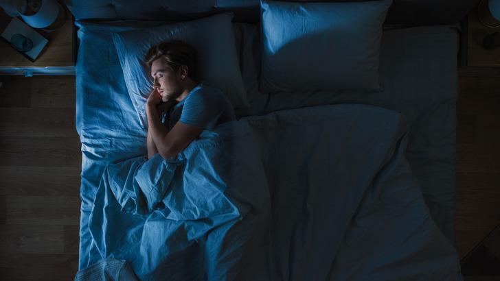 Uyku düzenini öğrenelim şimdi de. Günde kaç saat uyuyorsun?