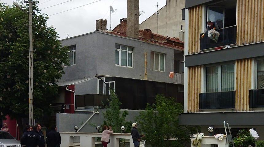 5 milyon lira değerinde... Çilingir yardımıyla girilen evde gözlerine inanamadılar! 50 ton çıktı