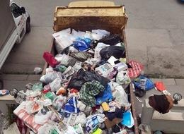 5 milyon liralık evden 50 ton çöp çıktı! 16 kamyona zor sığdırdılar: Tam 12 saat sürdü