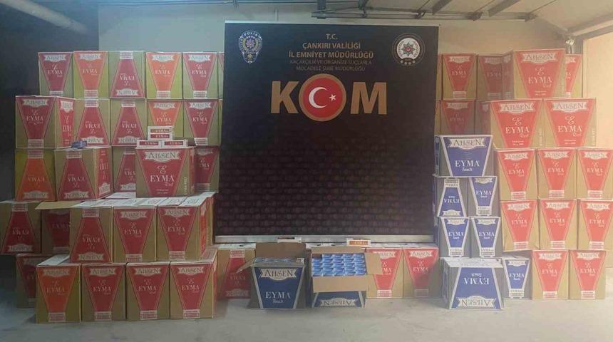 Çankırı’da 1 milyon 40 bin dal kaçak makaron ele geçirildi: 2 gözaltı