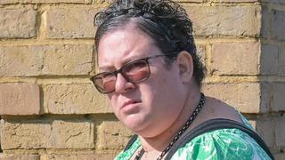 İki yıldır ilişki yaşadığı sevgilisinin kadın olduğunu öğrenince şoke oldu! “Hiçbir şey anlamadım onu erkek zannediyordum”