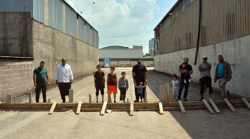 'Diğer sokakların da sahipleri çıkmaya başladı' Bir mahalle şaşkın! 'Tapulu malım' deyip kapattı