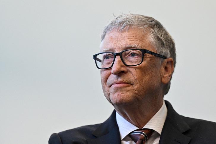 Bill Gates'ten yapay zekayla ilgili çok konuşulacak açıklamalar: "Sonlarını getirebilir"