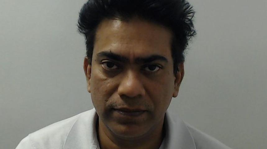 Kıskanç koca eşine yıllarca işkence yaptı! Saçlarını kazıtmasını istedi... Karısı kabul etmeyince kırbaçla dövdü