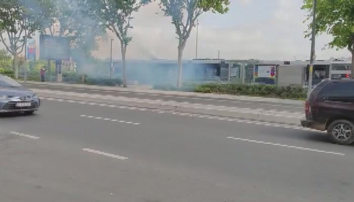 SON DAKİKA | Tramvayda yangın paniği! Çok sayıda ekip olay yerinde