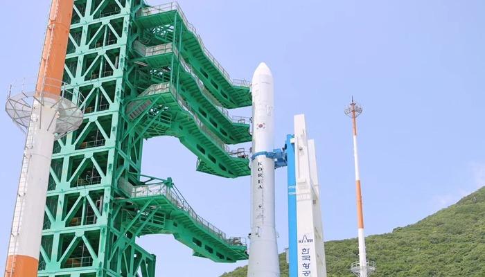 Güney Kore "Nuri"yi uzaya gönderemedi