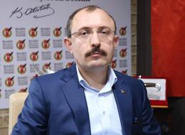 Ticaret Bakanı Muş'tan otomobil bayilerine ceza açıklaması! "Liste fiyatı üzerinde fiyat talep etmişler"