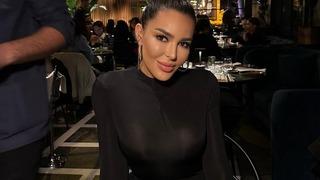 Sonuçta erkeksin yorumu gündem olmuştu! Selin Ciğerci'den üstsüz poz geldi