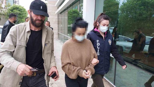 Genç kadına sosyal medyadan 'Tanışalım' yazdı, canından oldu