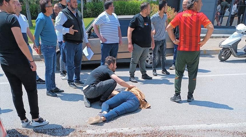 Aracın &ccedil;arptığı kadın yaya ağır yaralandı