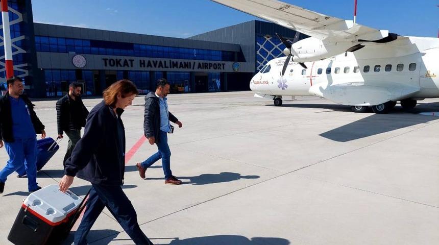 Hava Kuvvetlerine ait ambulans uçak organ nakli için havalandı
