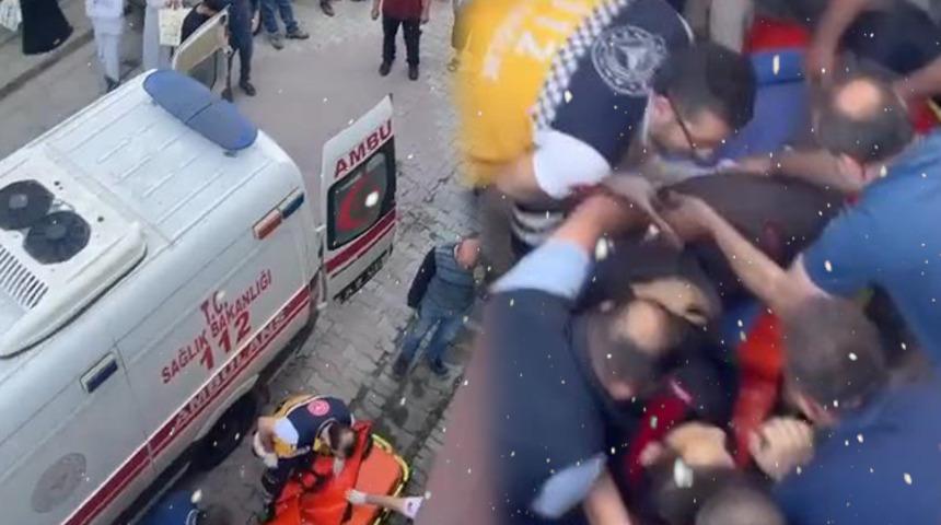 Sultangazi'de husumetli dehşeti! Evinden çıktığı gibi silahlı saldırıya uğradı...