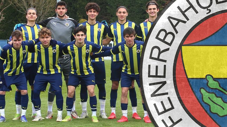 Fenerbahçe'de merakla beklenen isim belli oldu! Altyapı için Antalyaspor’da görev alan Sedat Karabük ile anlaşma sağlandı