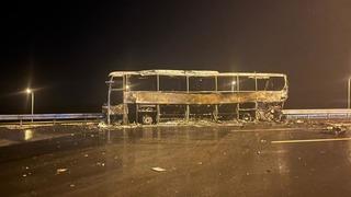 Ankara'da tırın çarptığı yolcu otobüsü alev alev yandı! Yaralılar var