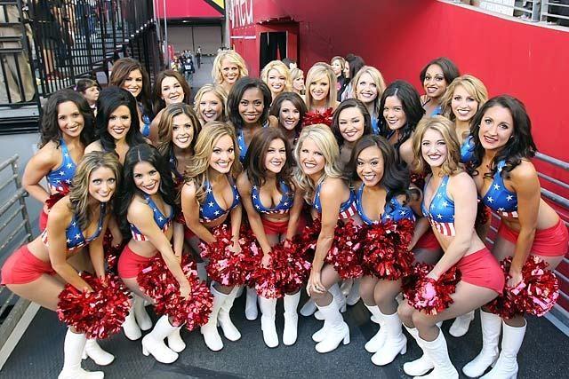 121217164807-arizona-cardinals-cheerleaders-yp4-3025-single-image-cut