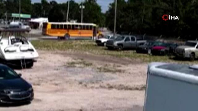 ABD'de korkunç olay! Tanker okul otobüsüne çarptı: 17 öğrenci yaralandı