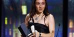 Merve Dizdar, Cannes Film Festivali'nde 'en iyi kadın oyuncu' ödülünü aldı!
