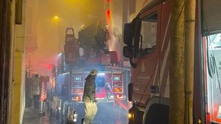 Beyoğlu'ndaki gece kulübünde korkutan yangın! Çok sayıda ekip müdahale etti