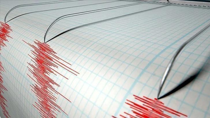 Son dakika:  AFAD duyurdu: Marmara Denizi'nde 4.1 büyüklüğünde deprem! İstanbul'da da hissedildi