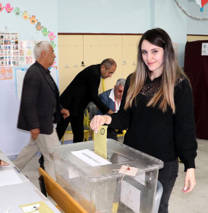 Sandık başına koştular! İşte tüm Türkiye'den seçim manzaraları G5