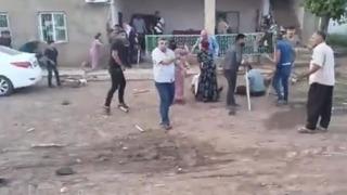 İki aile birbirine girmişti! Kanlı biten kavganın görüntüleri ortaya çıktı