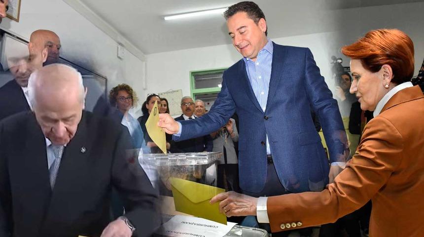 Siyasiler peş peşe oylarını kullandı! Türkiye, Cumhurbaşkanı seçiminin 2. turu için sandık başına gidiyor...