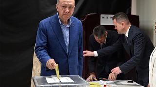 SON DAKİKA | Cumhurbaşkanı Erdoğan oyunu kullandı! Ülkemiz, milletimiz için hayırlara vesile olmasını Allah'tan diliyorum